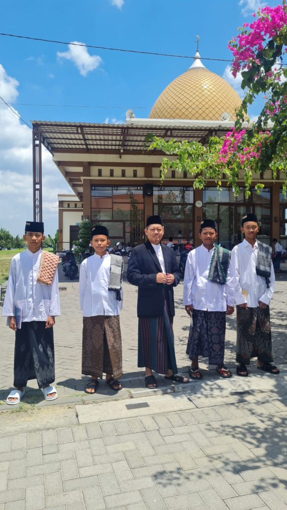 Mulazamah Pertama Santri Kelas VII MTs Islam Terpadu Refah Antara Tegang Sebelumnya dan Ceria Sepulangnya